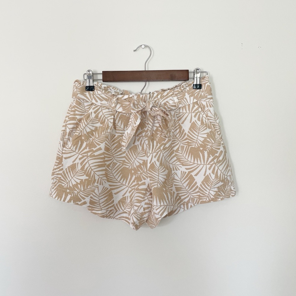 Loft Tan & White Palm Print Pull On Shorts
